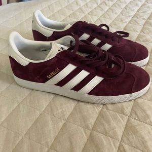 Adidas Gazelle maroon